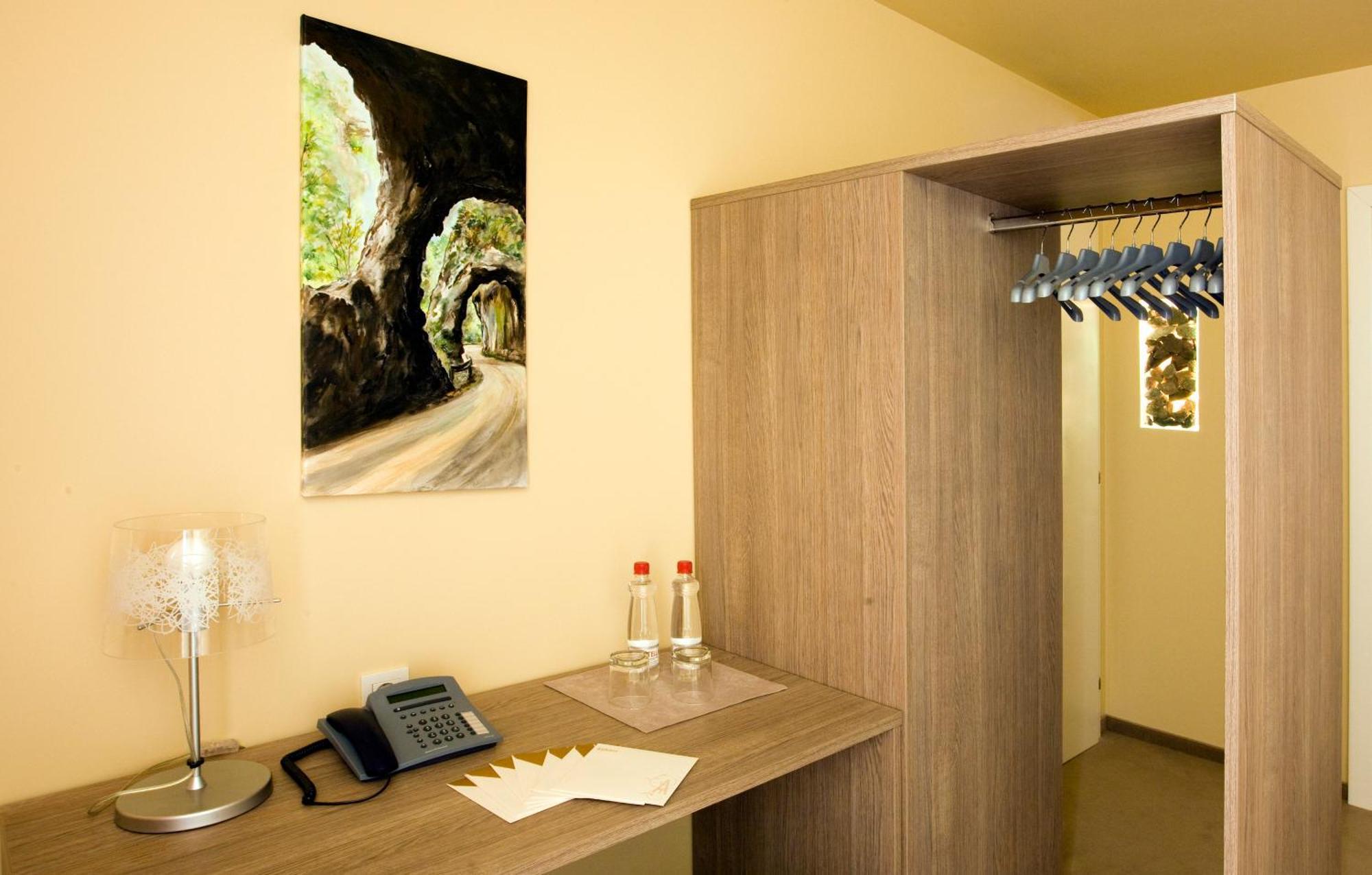 Ambient Hotel Domzale Ngoại thất bức ảnh