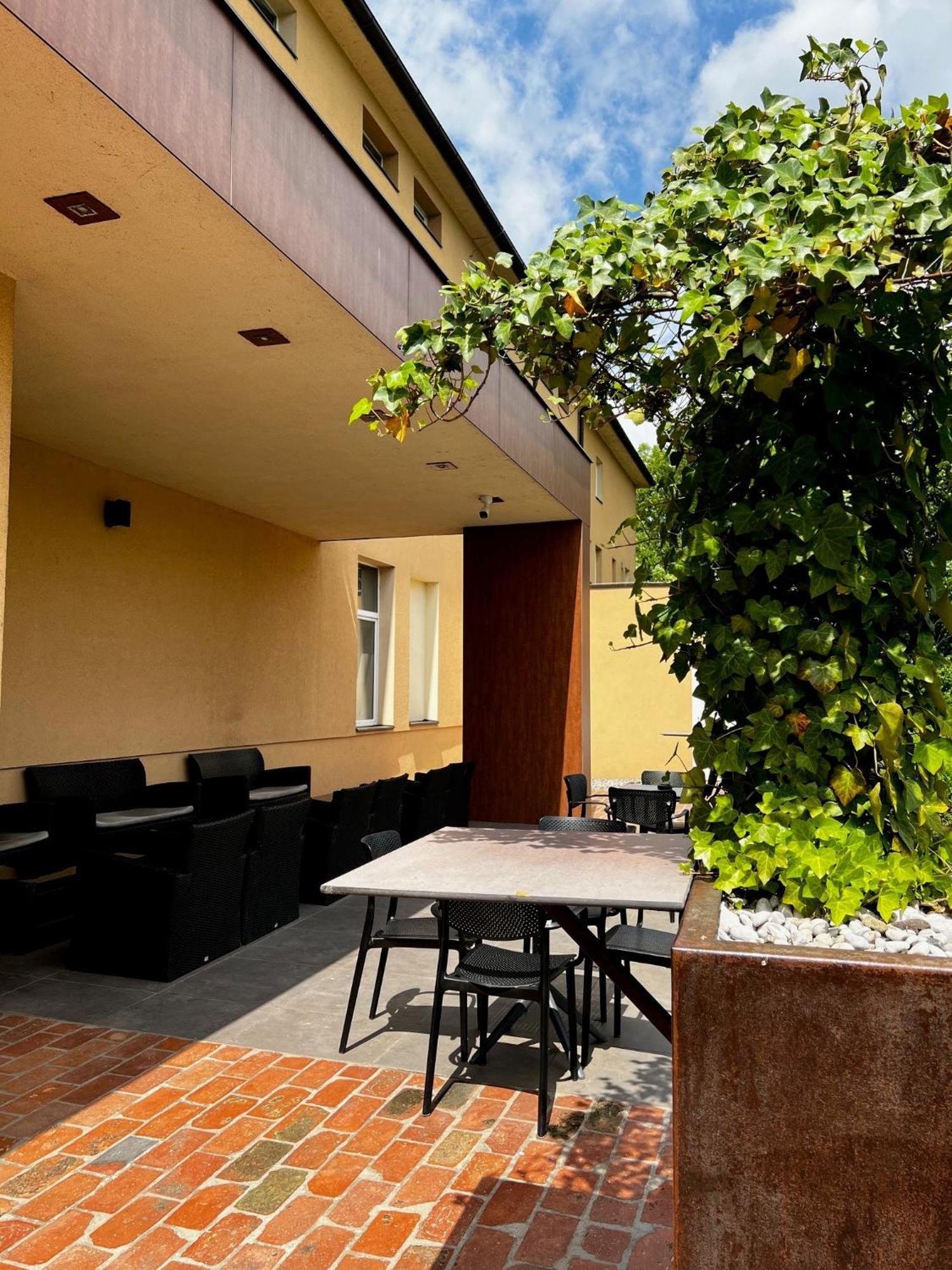 Ambient Hotel Domzale Ngoại thất bức ảnh