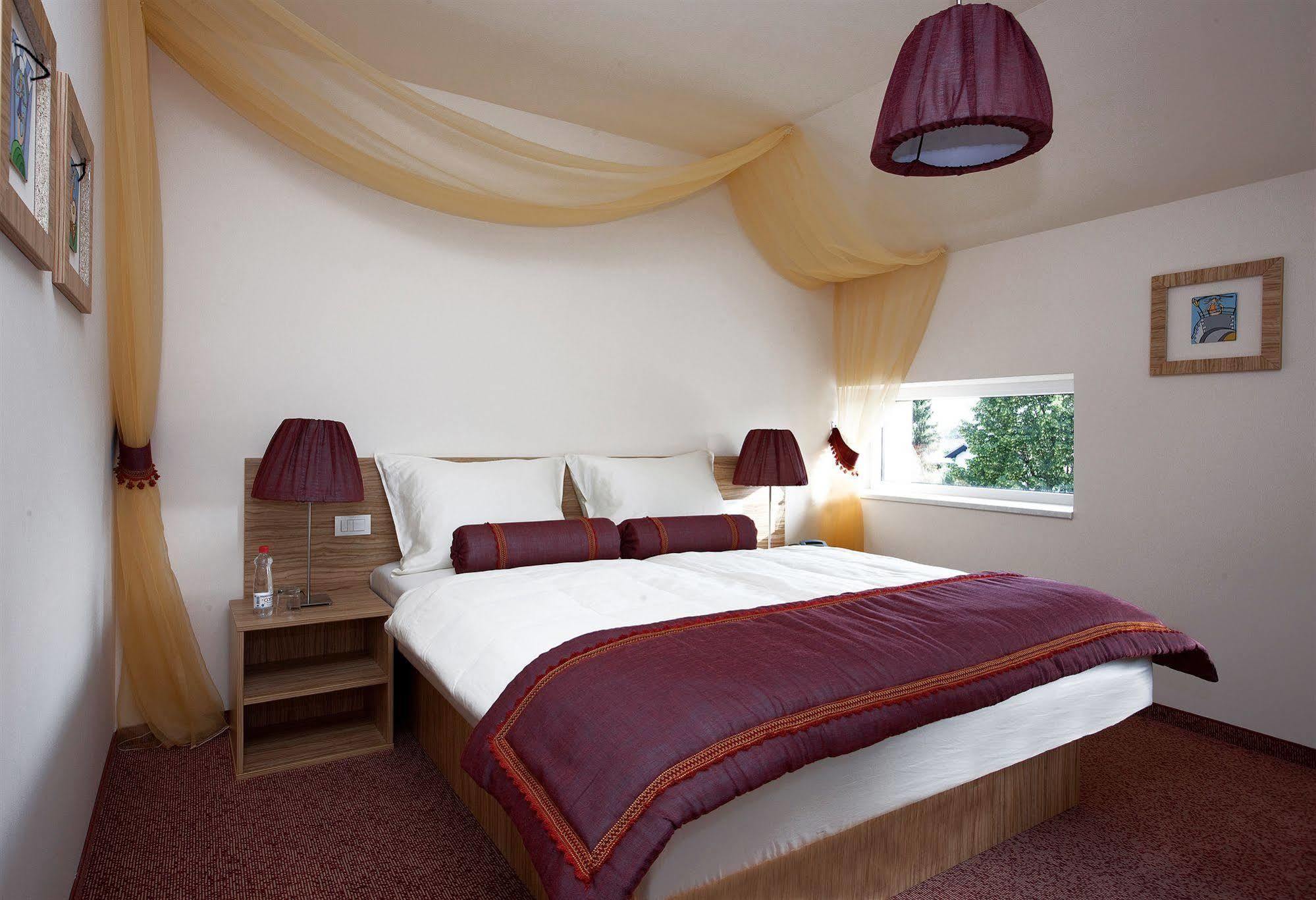 Ambient Hotel Domzale Phòng bức ảnh